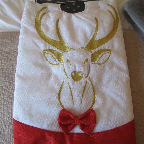 CROWN AND IVY BUCK DEER TREE SKIRT NWT $130.00 - Picture 1 of 7